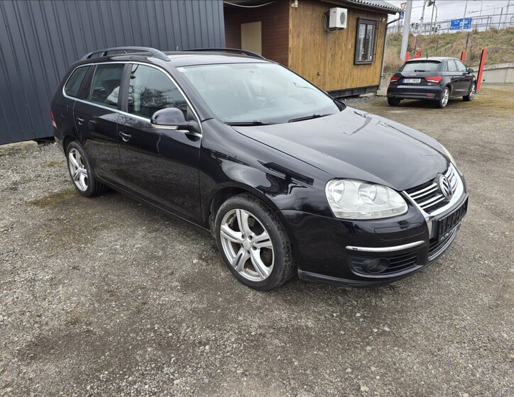 Volkswagen Golf Kombi 2,0 l 103 kw