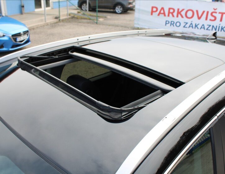 Honda CR-V SUV / Terénní 2,0 l 107 kw