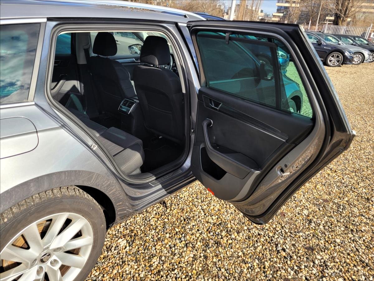 Škoda Superb Kombi 1,4 l 115 kw