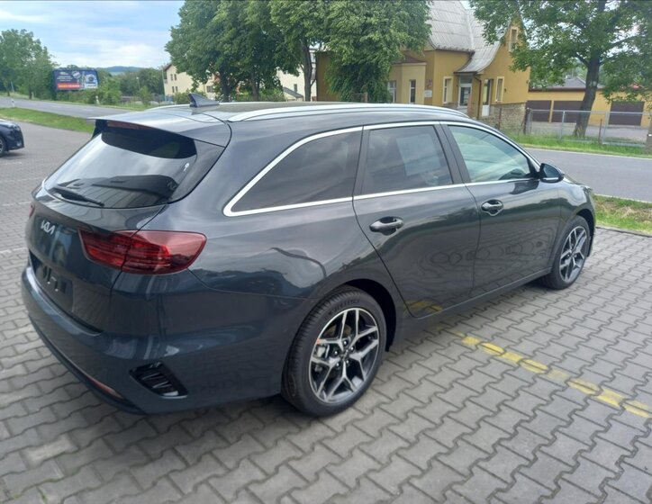 KIA Ceed Kombi 1,5 l 103 kw