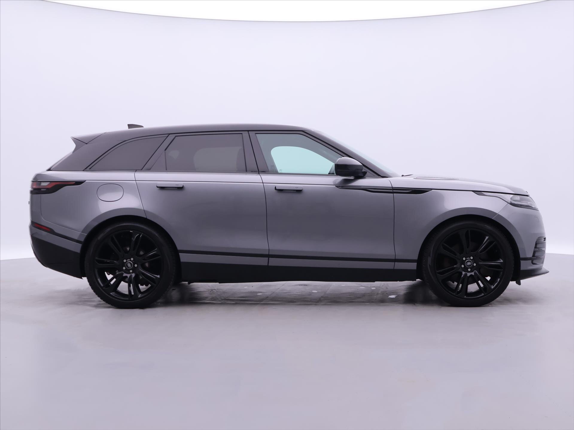 Land Rover Range Rover Velar SUV / Terénní 3,0 l 221 kw