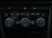 Volkswagen T-Roc SUV 2,0 l 110 kw