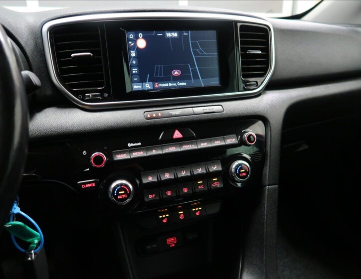 KIA Sportage SUV 1,6 l 97 kw