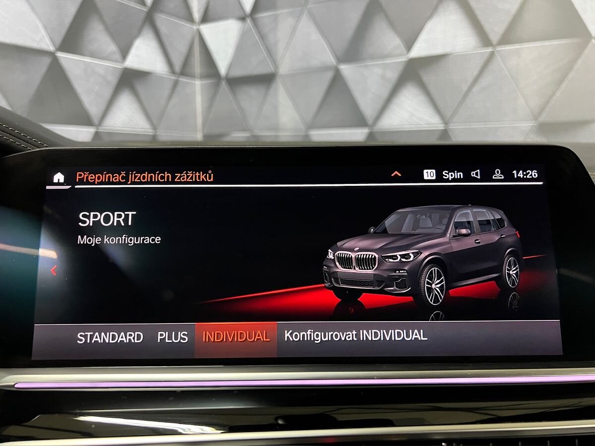 BMW X5 SUV 3,0 l 294 kw