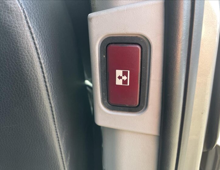 Mercedes-Benz Vito MPV 2,1 l 110 kw