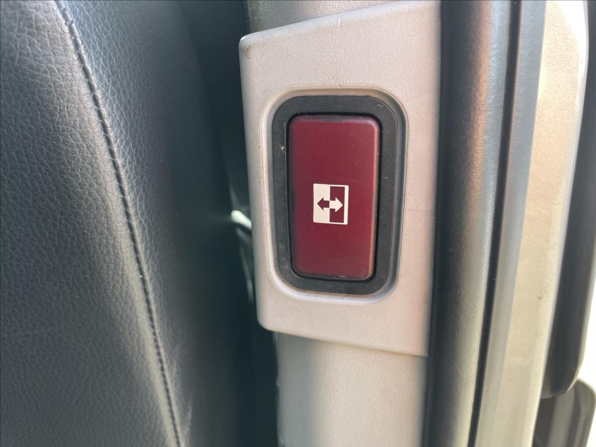 Mercedes-Benz Vito MPV 2,1 l 110 kw