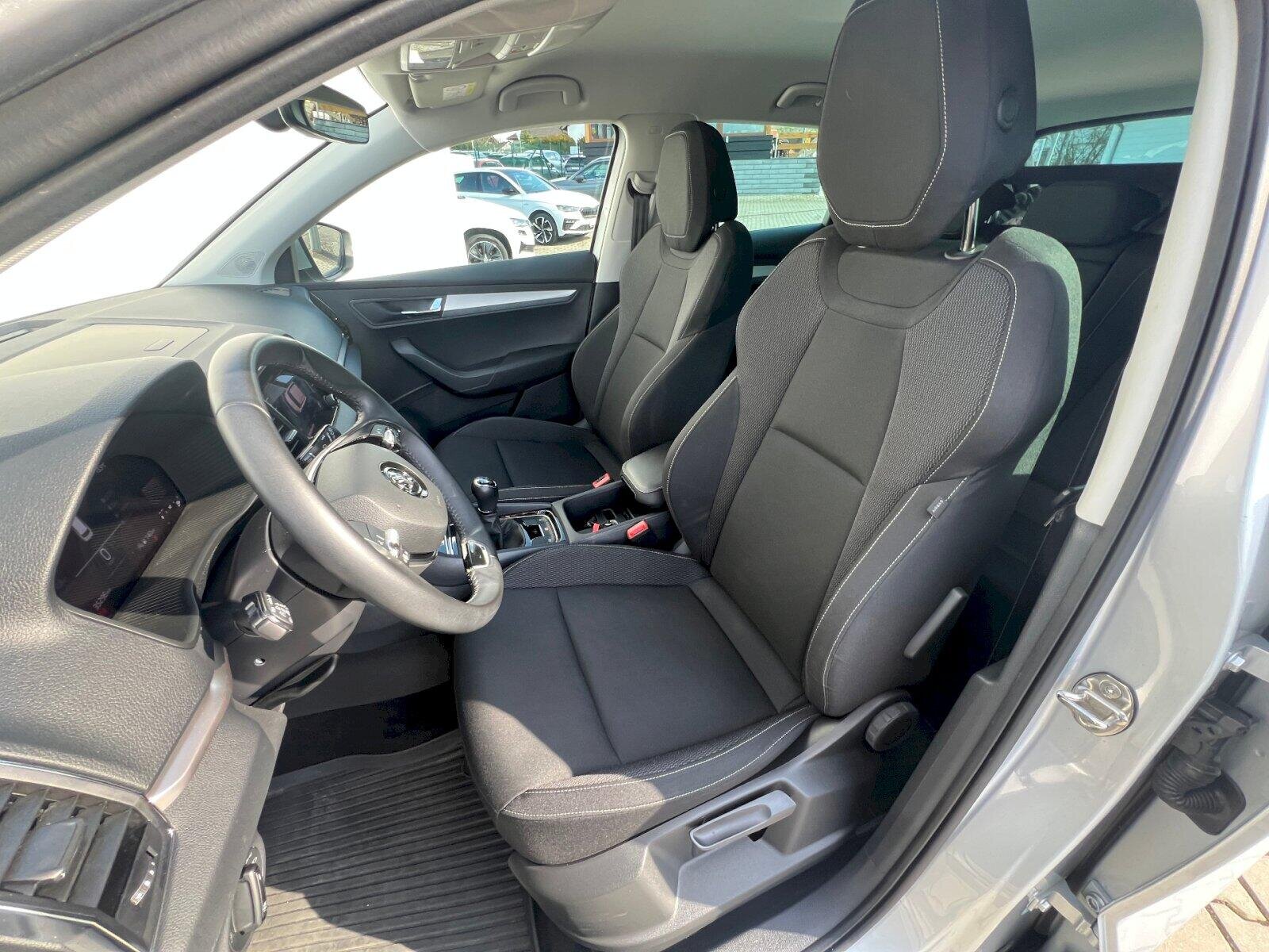 Škoda Karoq SUV / Terénní 1,5 l 110 kw