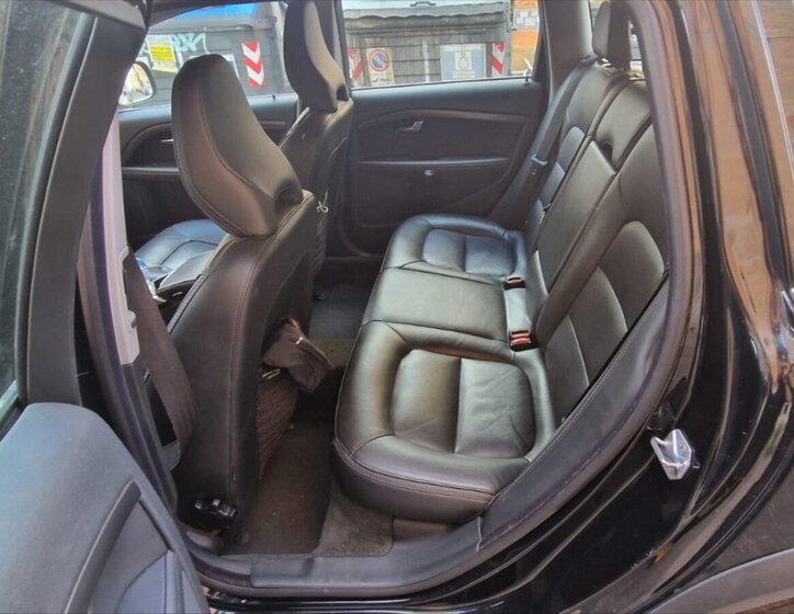 Volvo XC70 Kombi 2,4 l 133 kw