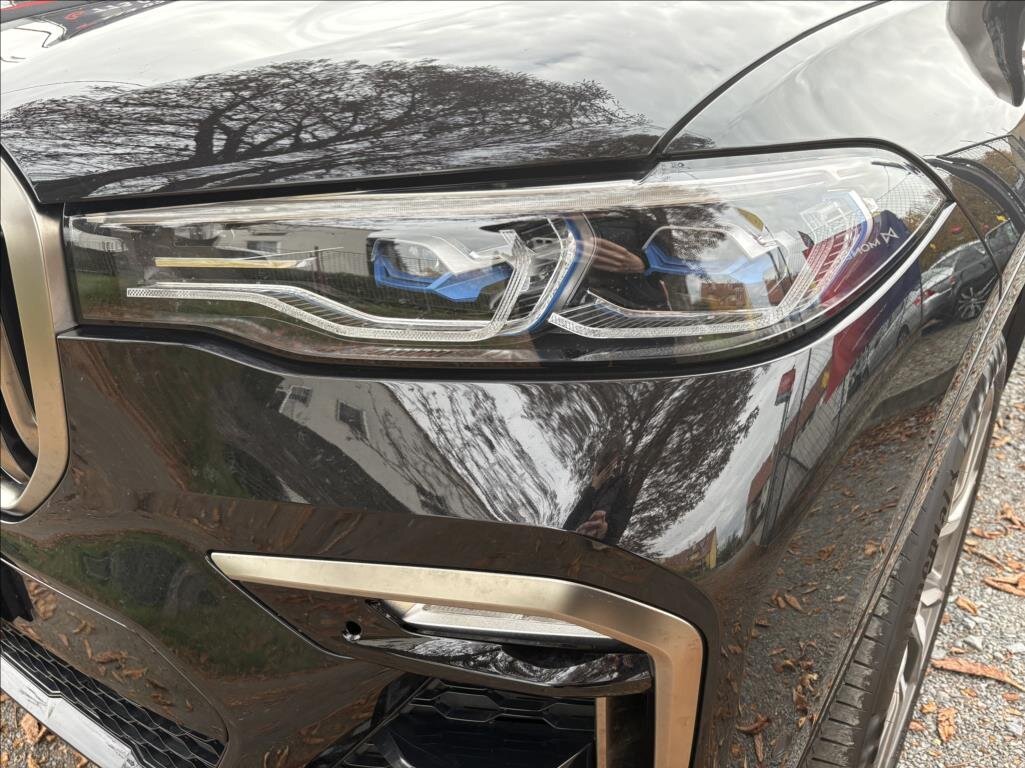 BMW X7 SUV 3,0 l 294 kw