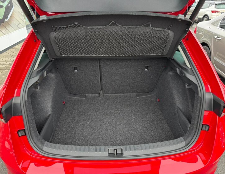 Škoda Scala Hatchback 1,5 l 110 kw