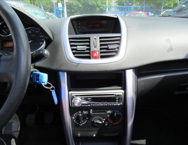 Peugeot 207 Kabriolet 1,6 l 88 kw