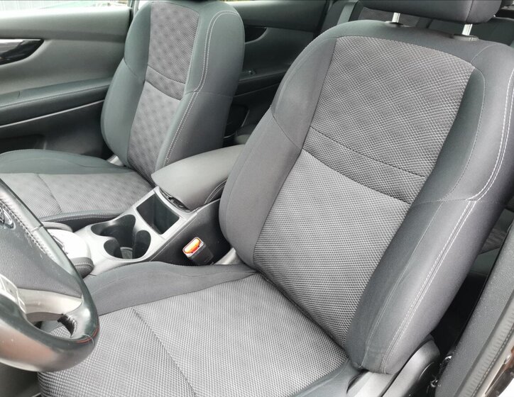 Nissan Qashqai SUV 1,6 l 96 kw