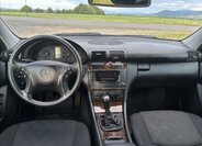 Mercedes-Benz Třídy C Sedan / Limuzína 0,0 105 kw