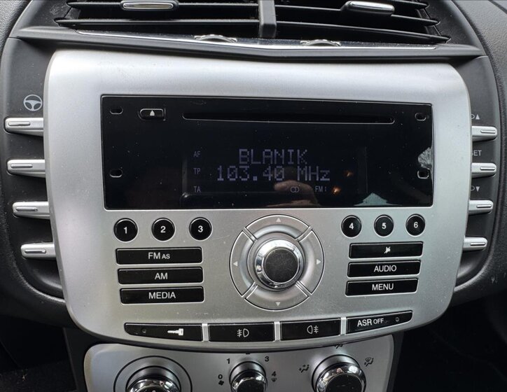 Lancia Delta Hatchback 2,0 l 121 kw