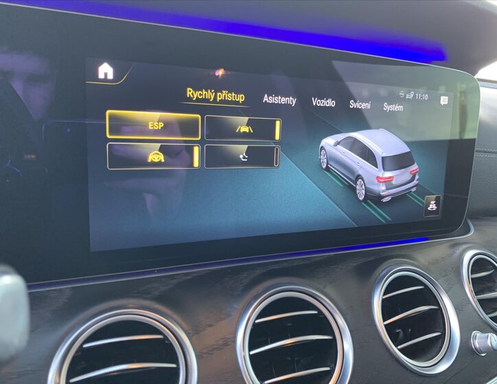 Mercedes-Benz Třídy E 17