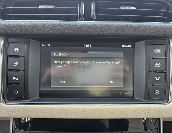 Jaguar XF Sedan 2,0 l 177 kw