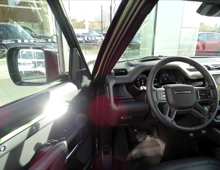 Land Rover Defender SUV / Terénní 3,0 l 257 kw