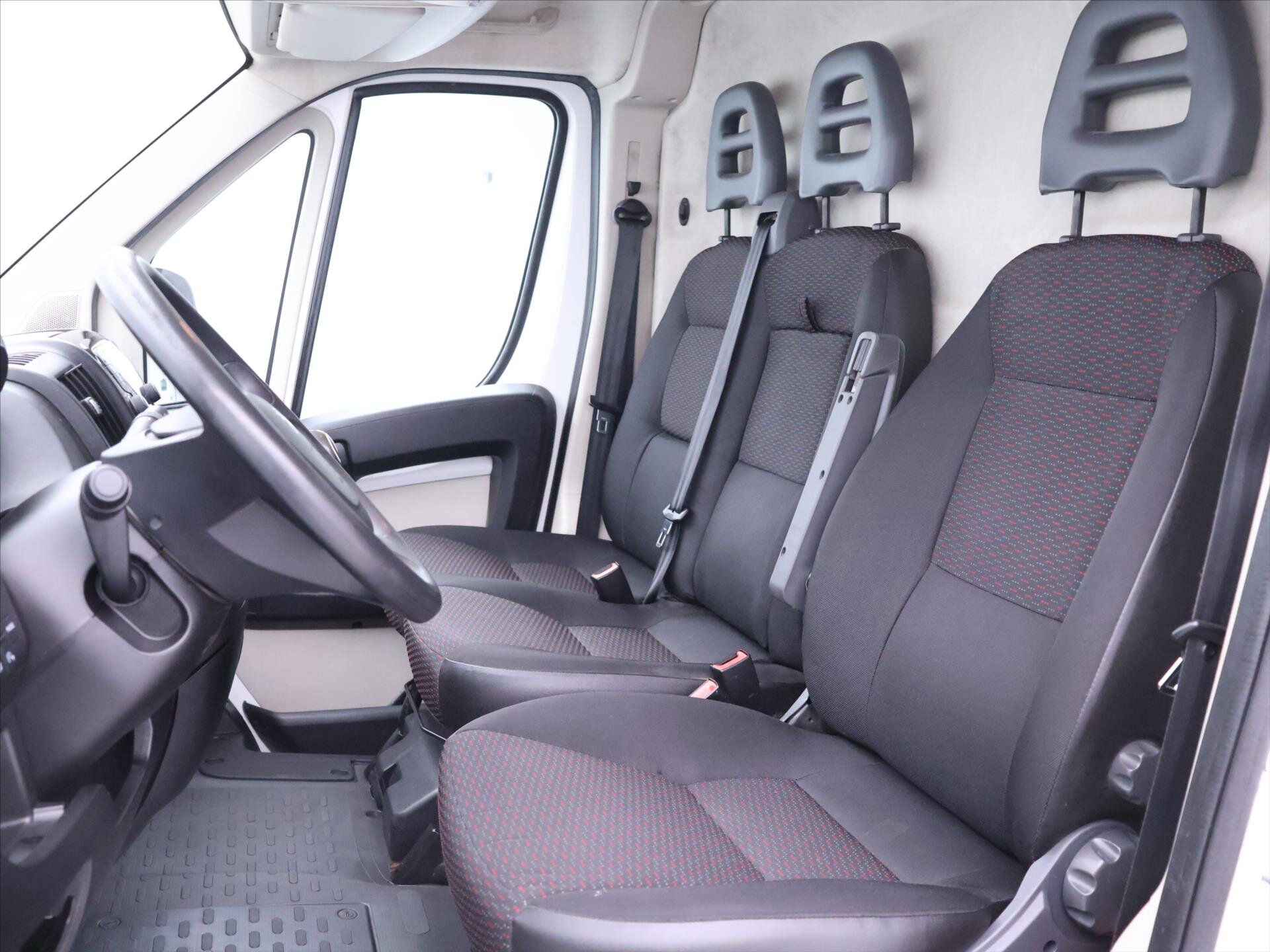 Peugeot Boxer Skříň 2,0 l 96 kw