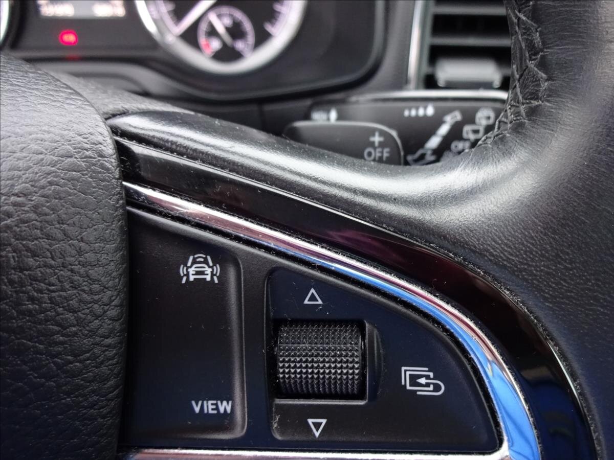 Škoda Karoq Kombi 2,0 l 110 kw