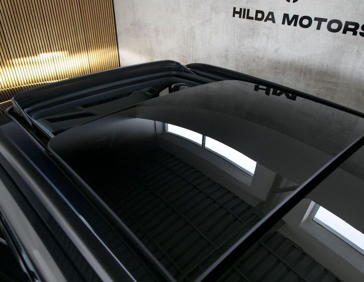 Volkswagen Touareg 12