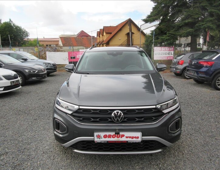 Volkswagen T-Roc 1