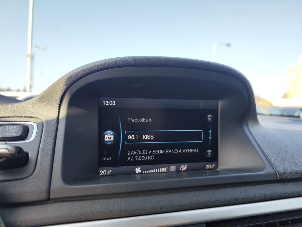 Volvo XC70 Kombi 2,4 l 158 kw