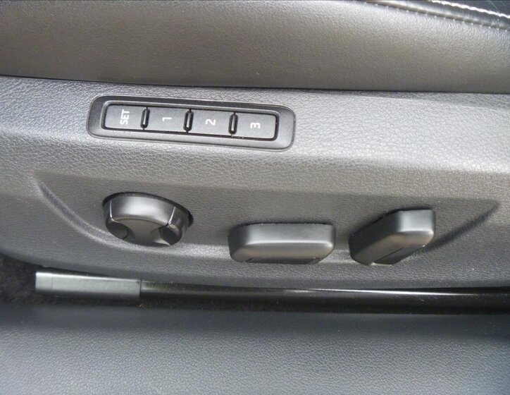 Škoda Superb Liftback 2,0 l 140 kw