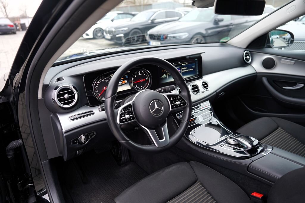 Mercedes-Benz Třídy E Kombi 2,0 l 143 kw