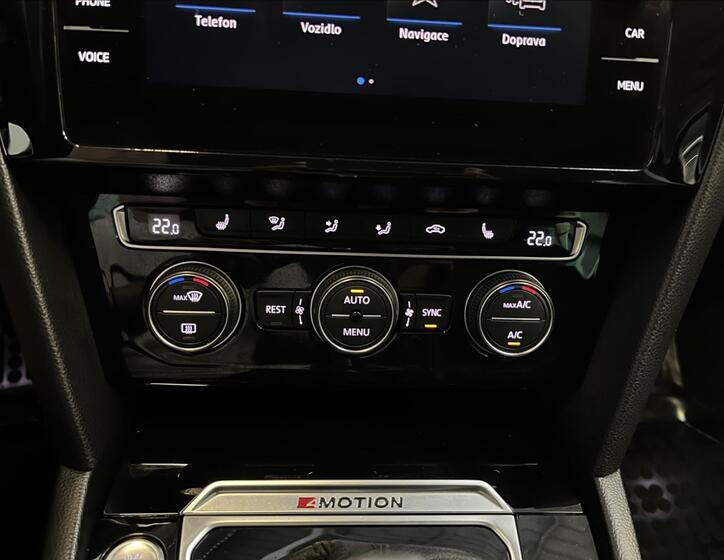 Volkswagen Passat 13