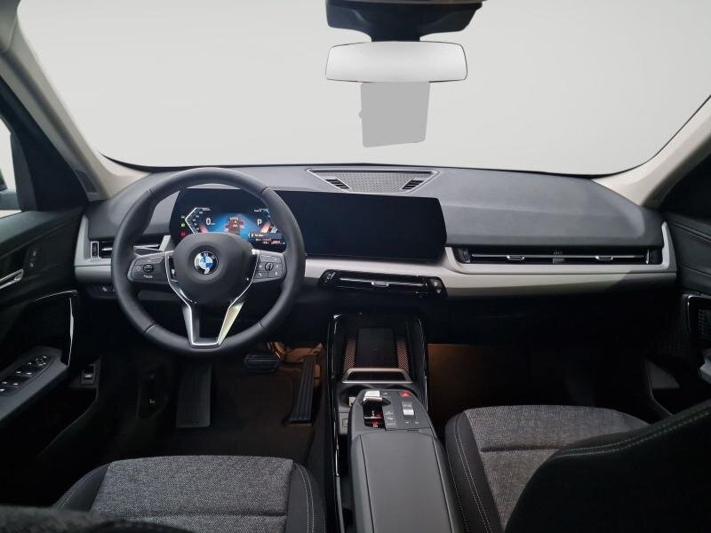 BMW X1 SUV 1,5 l 100 kw