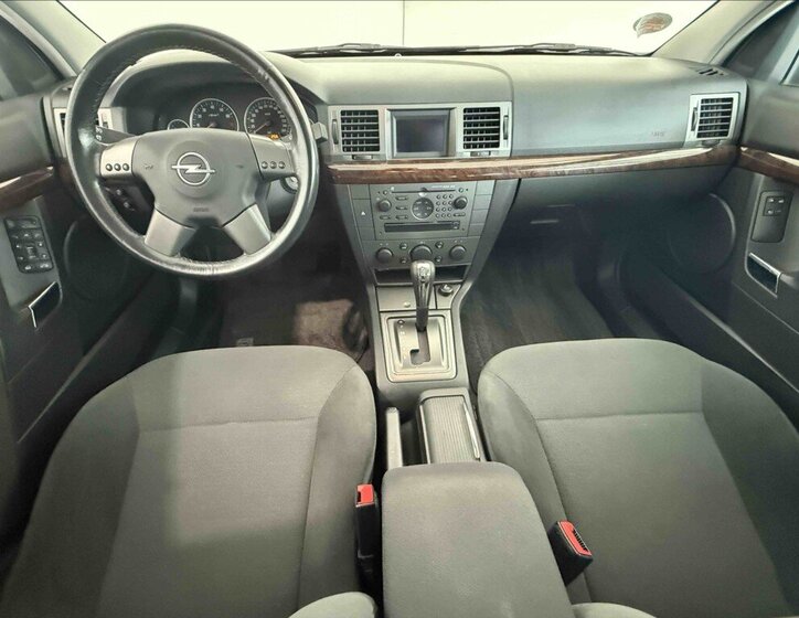 Opel Vectra 9