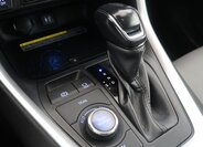 Toyota RAV4 SUV / Terénní 2,5 l 131 kw