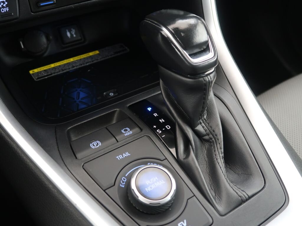 Toyota RAV4 SUV / Terénní 2,5 l 131 kw