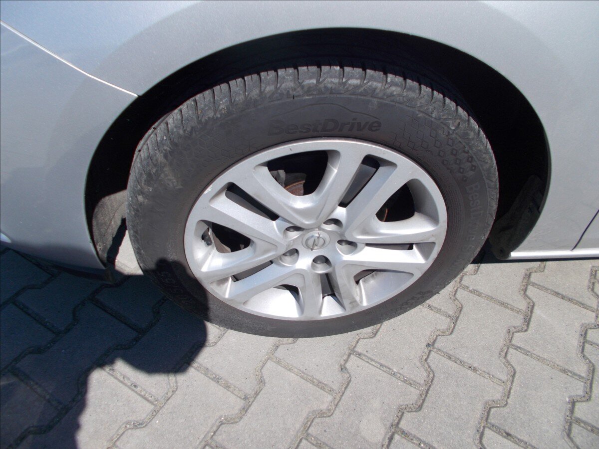 Opel Astra Kombi 1,6 l 81 kw