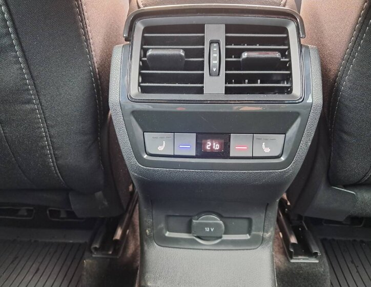 Škoda Karoq SUV / Terénní 1,5 l 110 kw