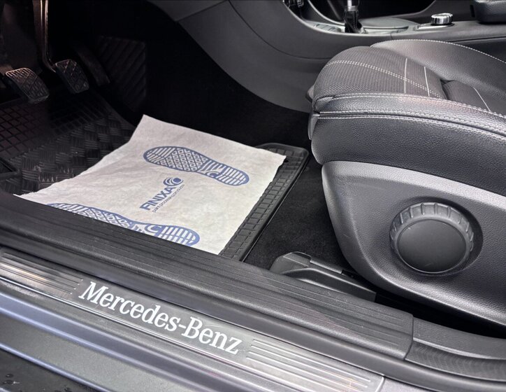 Mercedes-Benz GLA Kombi 1,6 l 90 kw