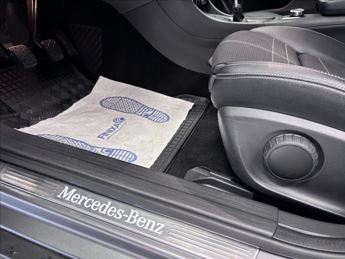 Mercedes-Benz GLA Kombi 1,6 l 90 kw