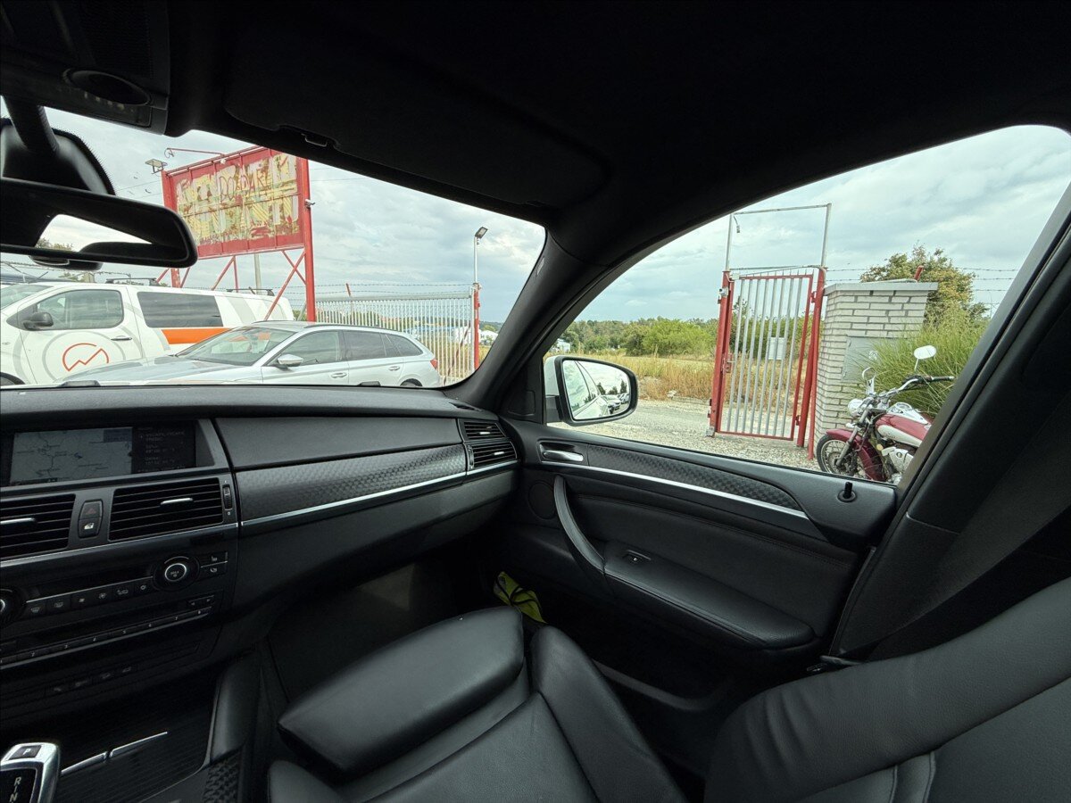 BMW X6 SUV / Terénní 3,0 l 180 kw