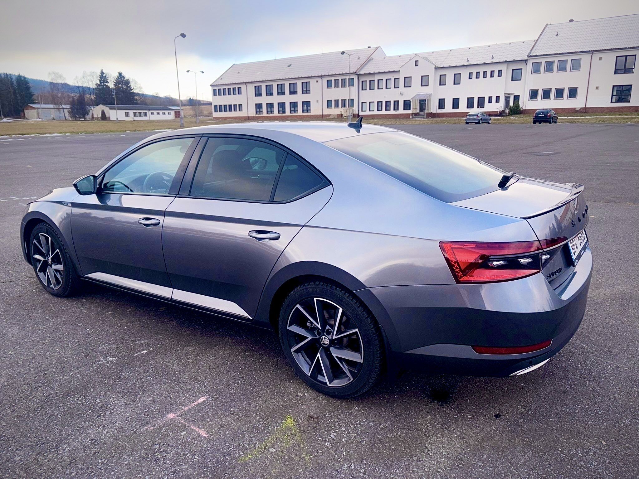 Škoda Superb Sedan 2,0 l 140 kw