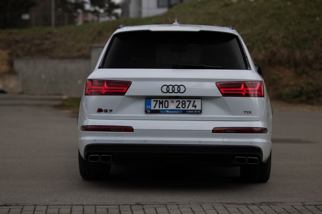 Audi SQ7 SUV / Terénní 4,0 l 320 kw