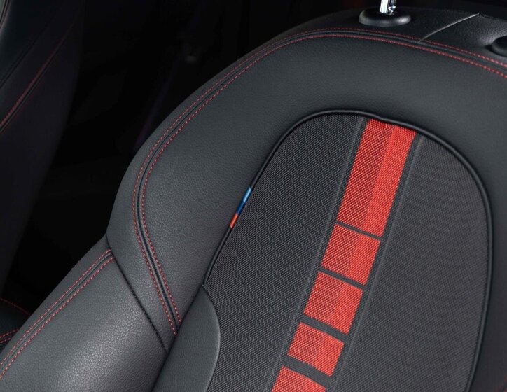 BMW Řada 1 Hatchback 2,0 l 195 kw