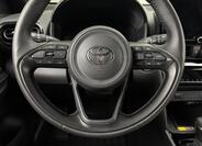 Toyota Yaris Cross 9