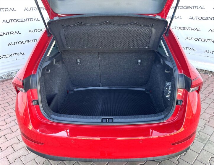 Škoda Scala Hatchback 1,5 l 110 kw