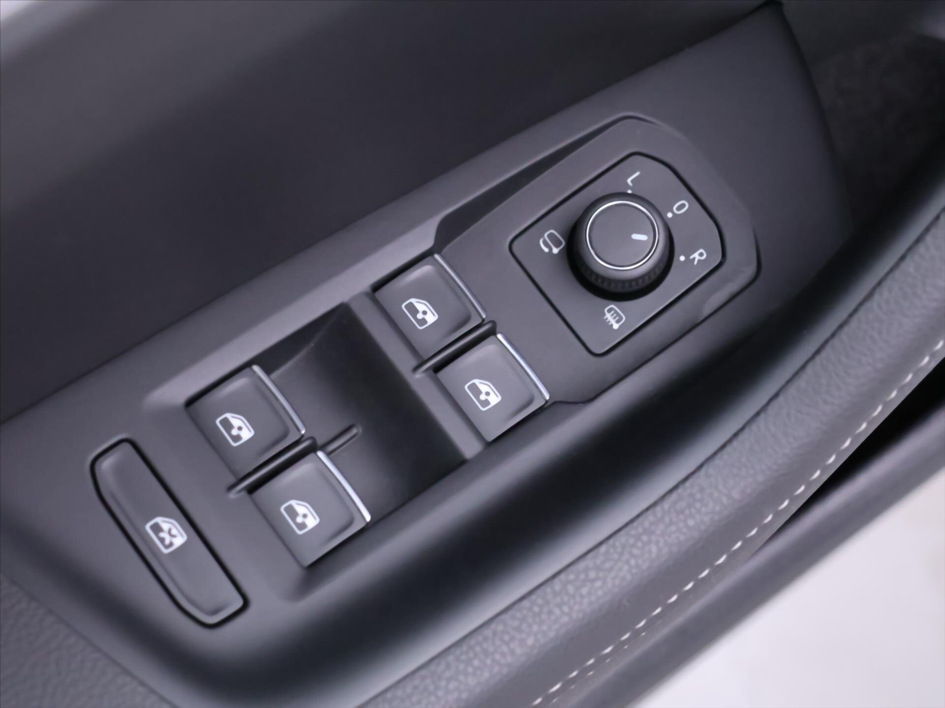 Volkswagen Passat Kombi 1,5 l 110 kw