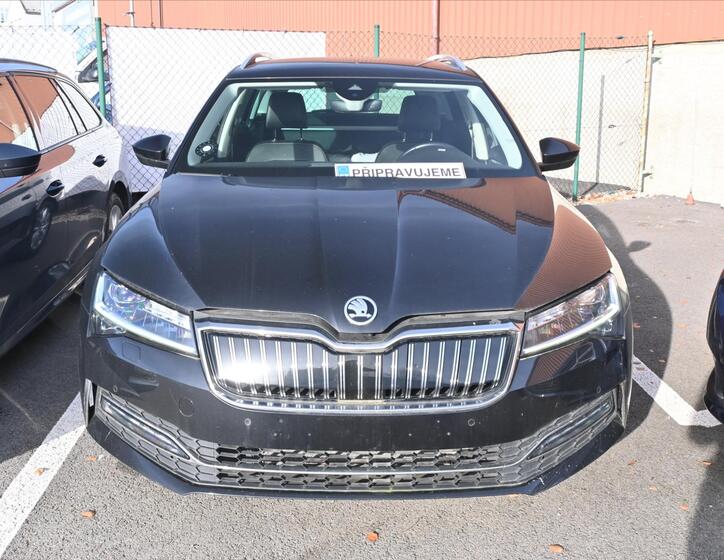 Škoda Superb 1