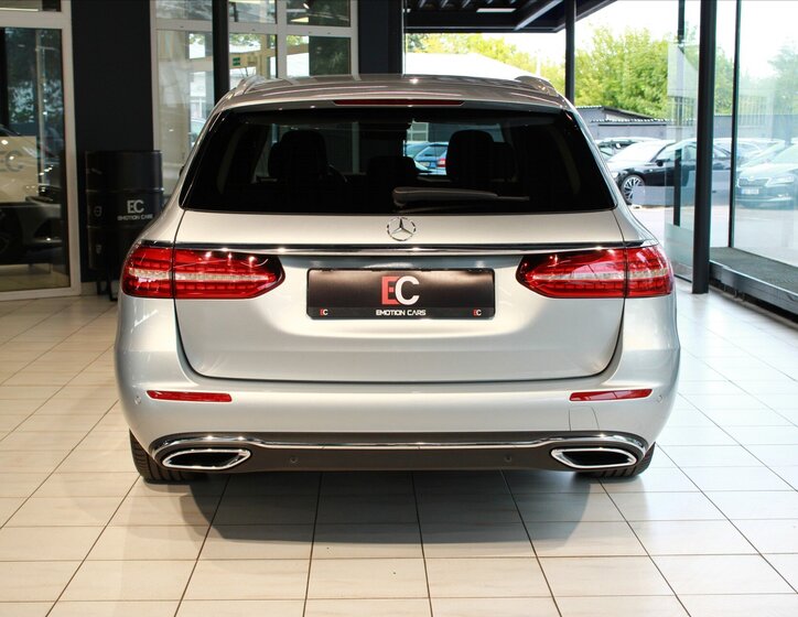 Mercedes-Benz Třídy E Kombi 2,0 l 147 kw