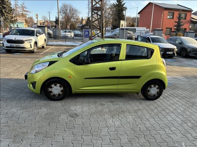 Chevrolet Spark Hatchback 995,0 50 kw