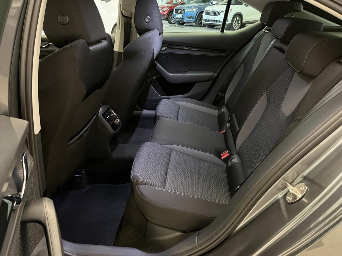 Škoda Octavia Liftback 1,5 l 110 kw