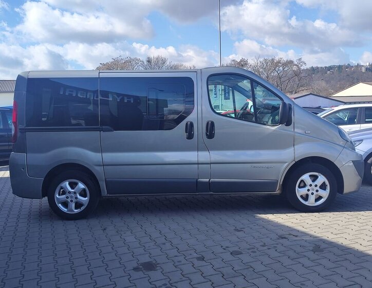 Renault Trafic VAN / Minibus 2,0 l 84 kw