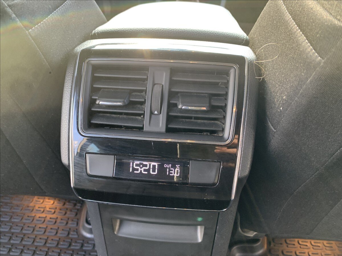 Škoda Superb Kombi 2,0 l 110 kw